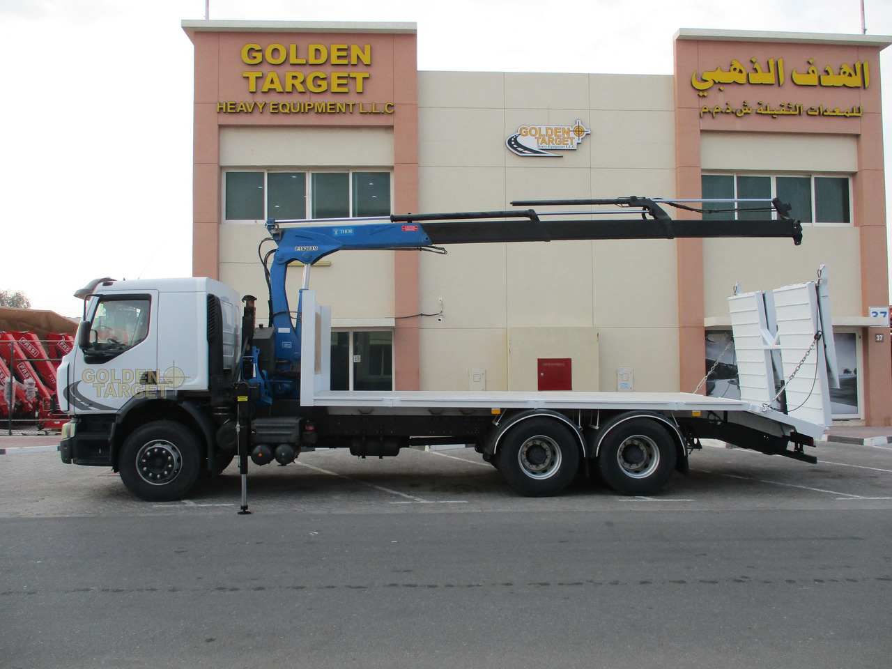 Kraanaga veoauto RENAULT Kerax 380 6×4 Crane Truck: pilt 11