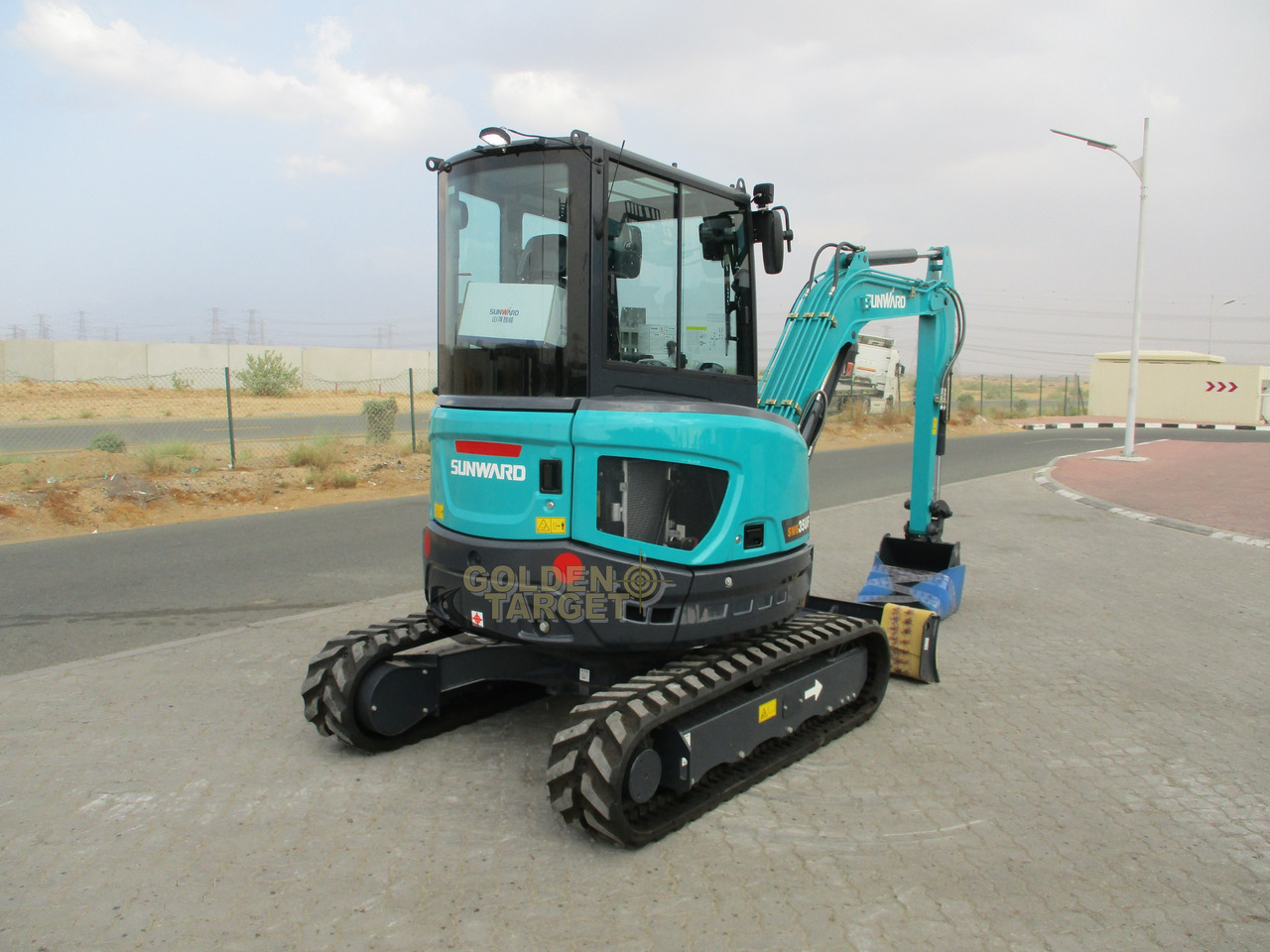 SUNWARD SWE35UF Mini Hydraulic Excavator - Miniekskavaator: pilt 3 SUNWARD SWE35UF Mini Hydraulic Excavator - Miniekskavaator: pilt 3