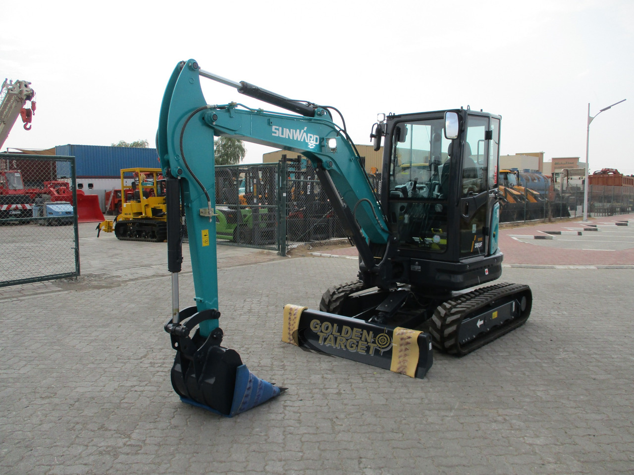 SUNWARD SWE35UF Mini Hydraulic Excavator - Miniekskavaator: pilt 2 SUNWARD SWE35UF Mini Hydraulic Excavator - Miniekskavaator: pilt 2
