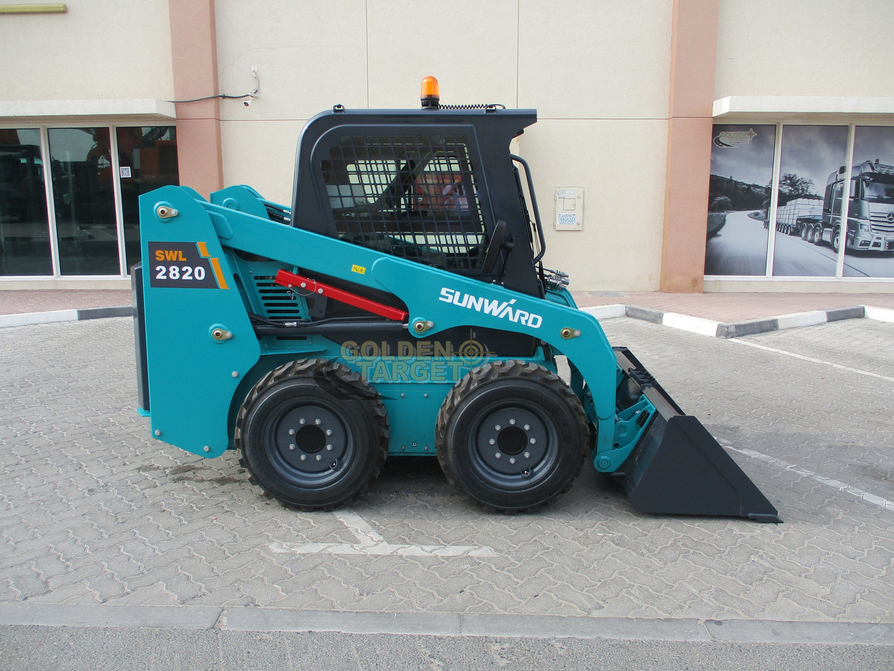 SUNWARD SWL2820 Skid Steer - Kompaktlaadur: pilt 5 SUNWARD SWL2820 Skid Steer - Kompaktlaadur: pilt 5