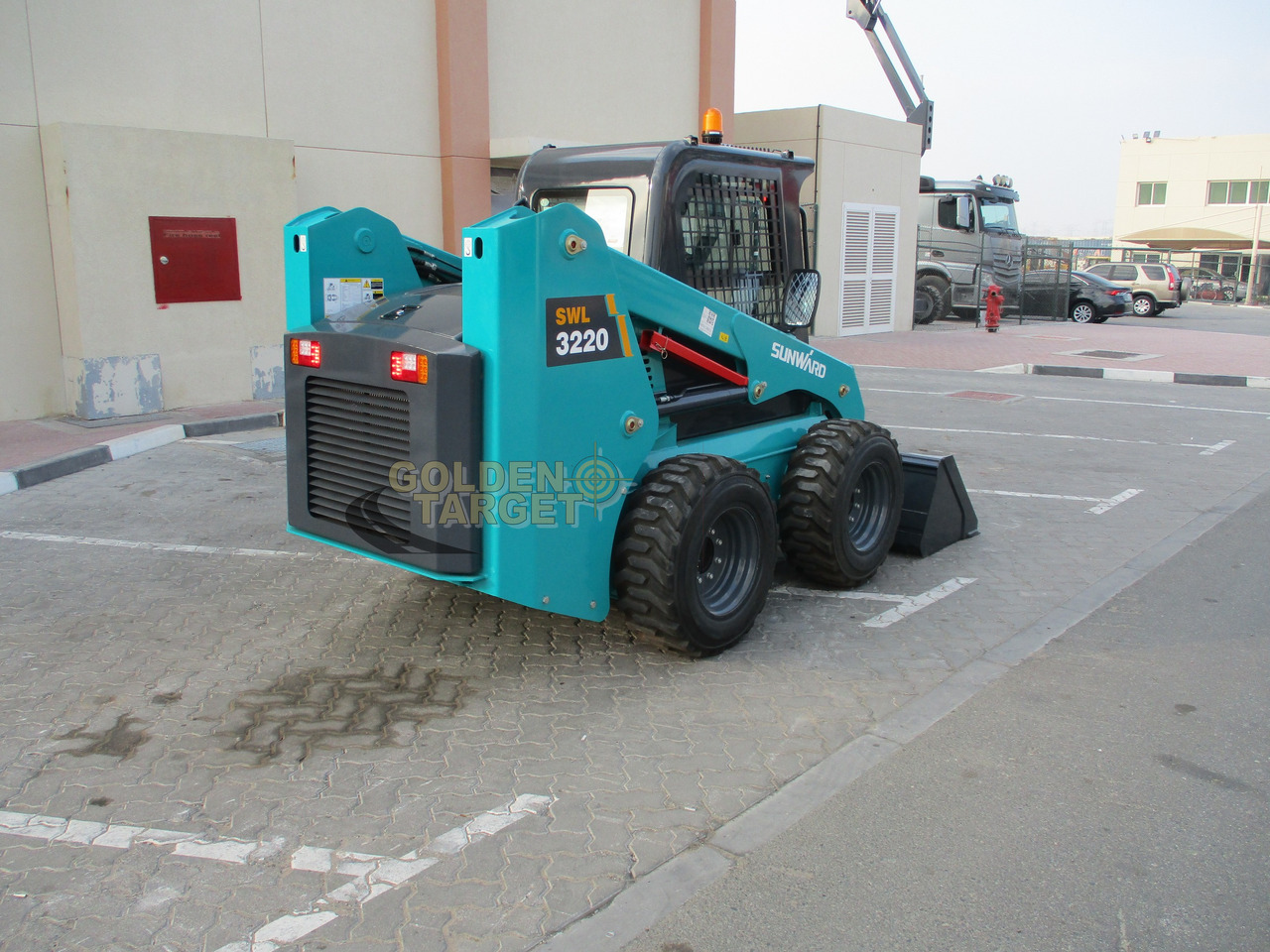 SUNWARD SWL3220 Skid Steer - Kompaktlaadur: pilt 3 SUNWARD SWL3220 Skid Steer - Kompaktlaadur: pilt 3