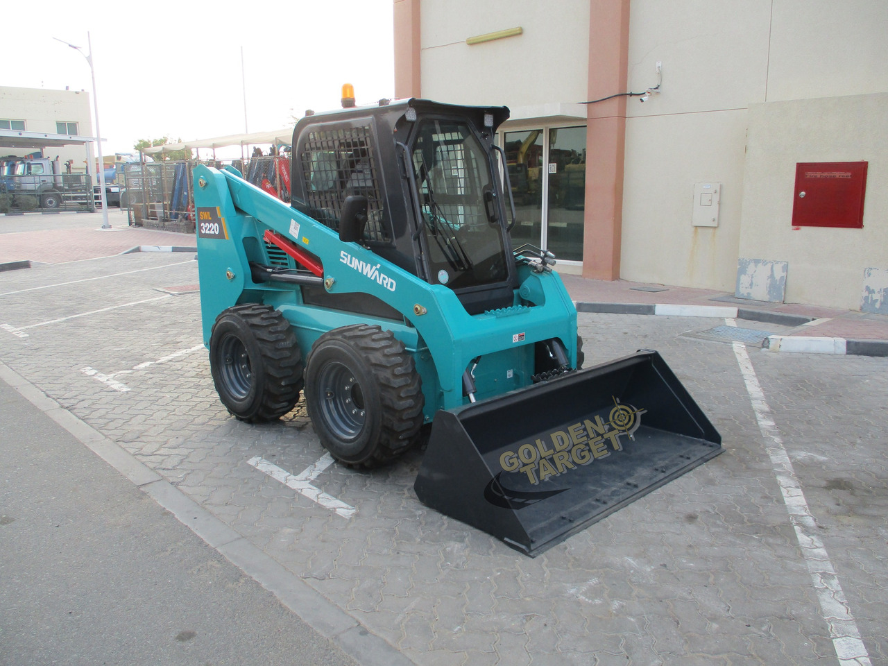 SUNWARD SWL3220 Skid Steer - Kompaktlaadur: pilt 1 SUNWARD SWL3220 Skid Steer - Kompaktlaadur: pilt 1