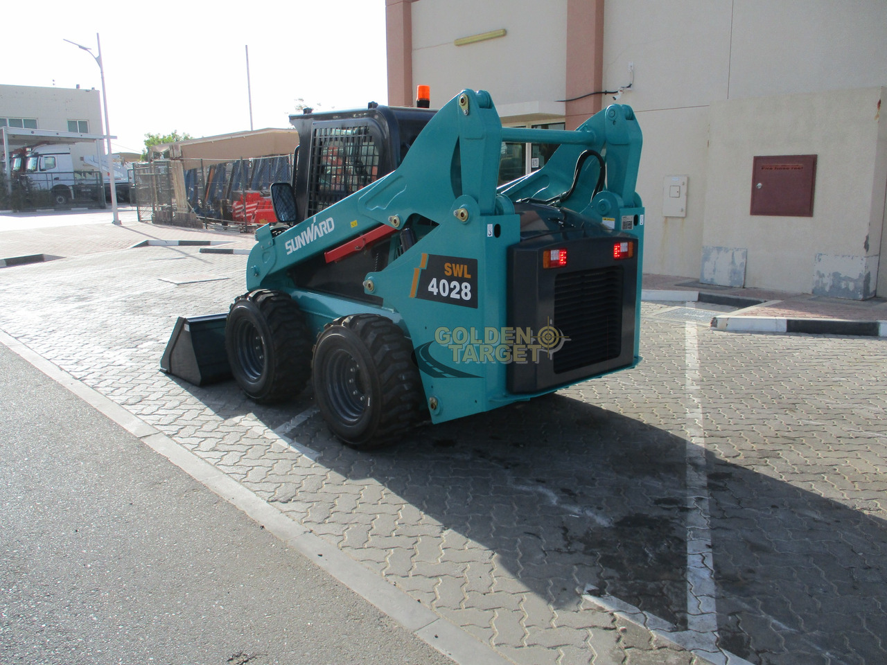 SUNWARD SWL4028 Skid Steer - Kompaktlaadur: pilt 4 SUNWARD SWL4028 Skid Steer - Kompaktlaadur: pilt 4