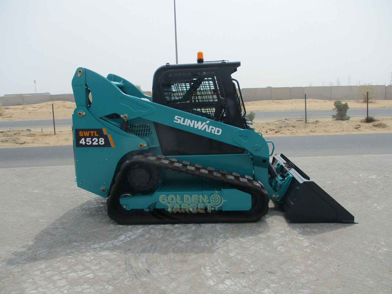SUNWARD SWTL4528 Skid Steer - Kompaktlaadur: pilt 5 SUNWARD SWTL4528 Skid Steer - Kompaktlaadur: pilt 5