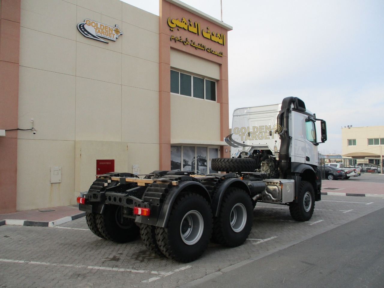 Mercedes-Benz Arocs 3342 6x6 Head Truck - Sadulveok: pilt 3 Mercedes-Benz Arocs 3342 6x6 Head Truck - Sadulveok: pilt 3