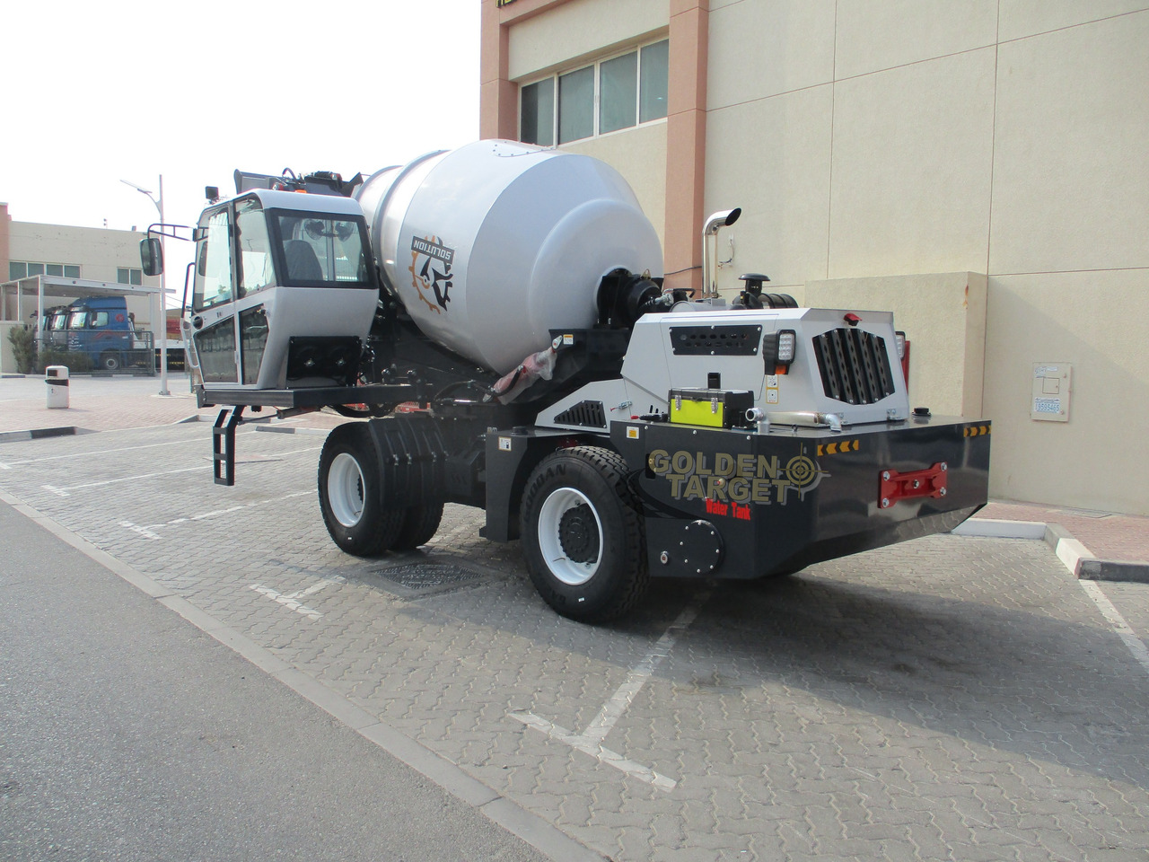 Solution H35 Self Loading Mixer - Autobetoonisegisti: pilt 1 Solution H35 Self Loading Mixer - Autobetoonisegisti: pilt 1