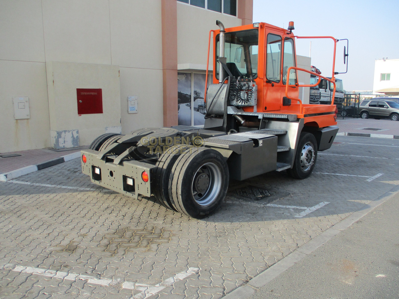 Terberg YT222 4x2 Terminal Truck - Laotraktor: pilt 3 Terberg YT222 4x2 Terminal Truck - Laotraktor: pilt 3