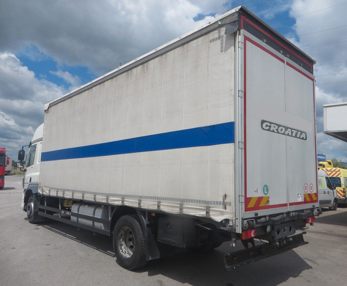 DAF CF320 4x2 18T Curtainside 7.70m - Tent veoauto: pilt 4 DAF CF320 4x2 18T Curtainside 7.70m - Tent veoauto: pilt 4
