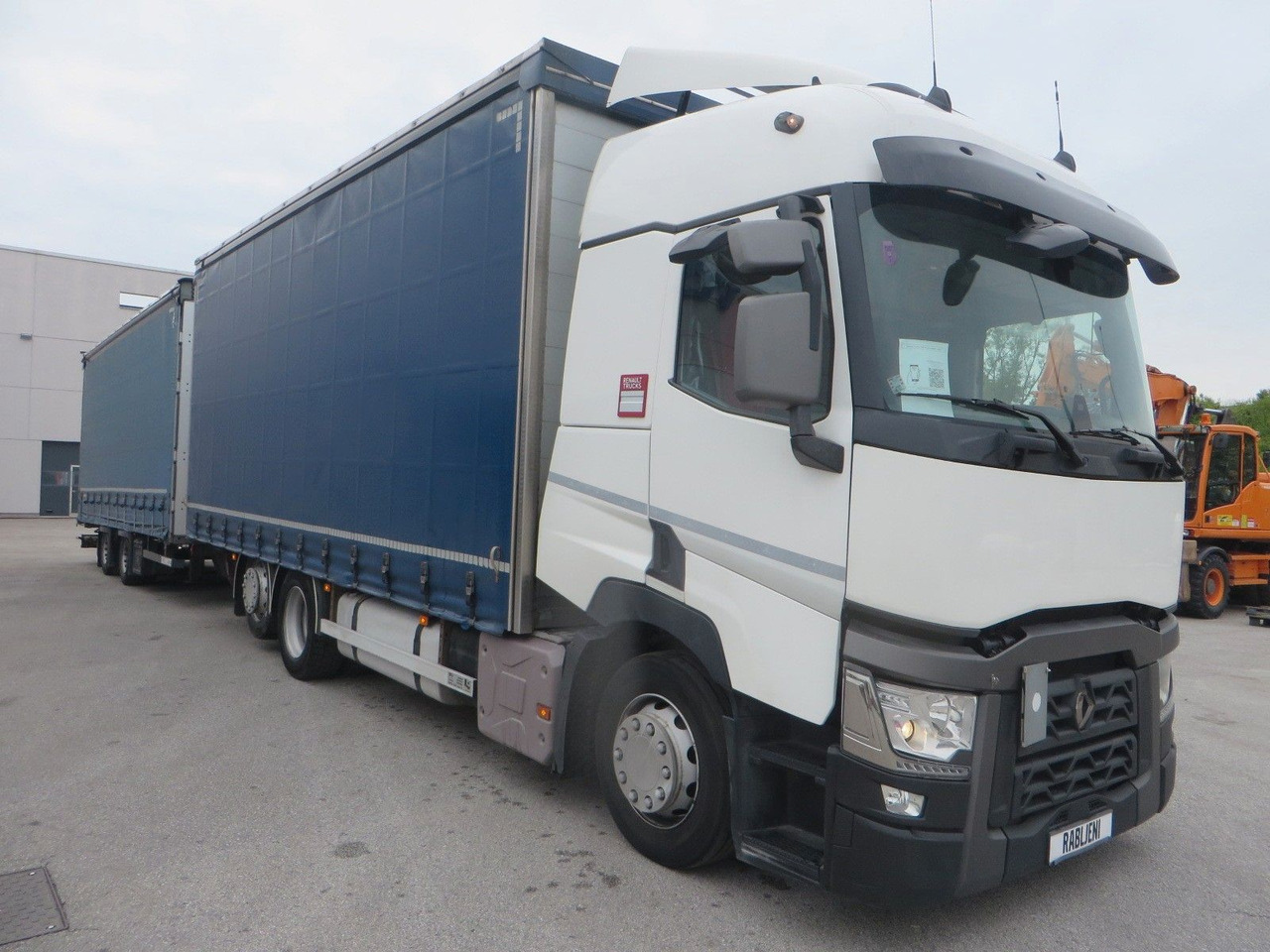 Renault T480 SC 6x2 Tandem jumbo 116m3 - Tent veoauto: pilt 2 Renault T480 SC 6x2 Tandem jumbo 116m3 - Tent veoauto: pilt 2