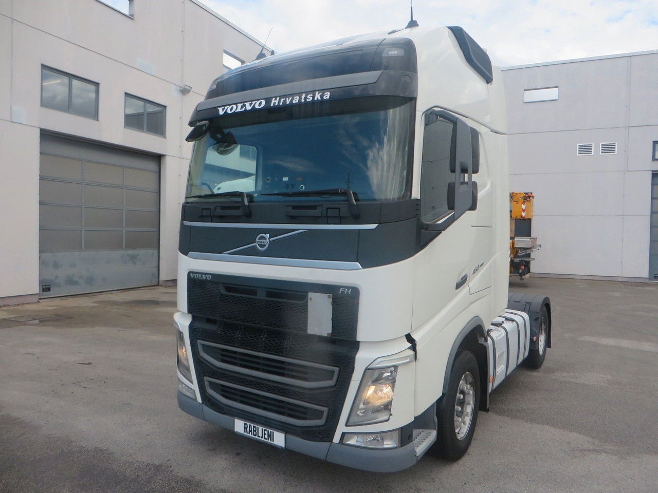 Volvo FH460 4x2Tractor XL - Sadulveok: pilt 1 Volvo FH460 4x2Tractor XL - Sadulveok: pilt 1