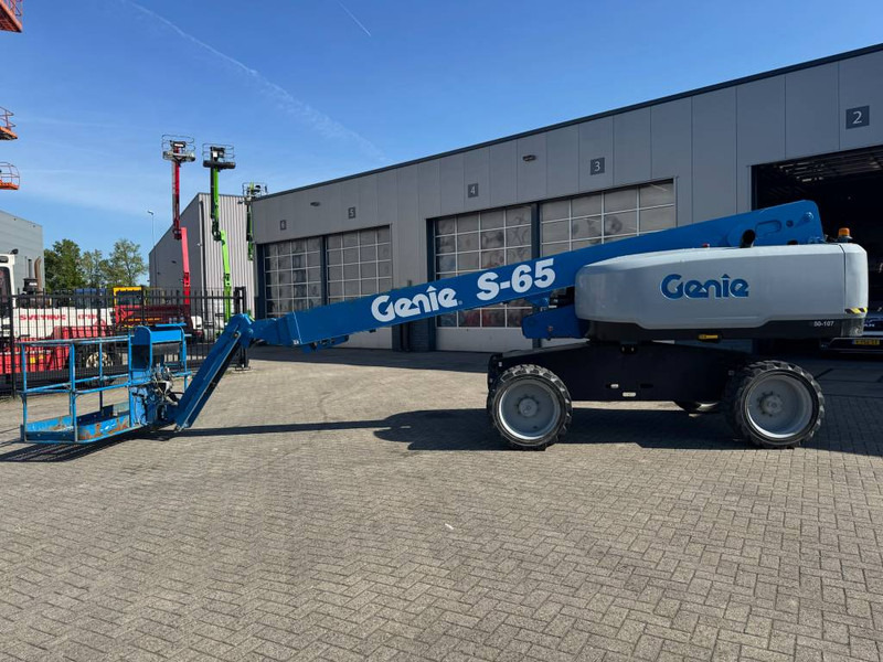 Genie S 65 - Teleskooppoom: pilt 1 Genie S 65 - Teleskooppoom: pilt 1