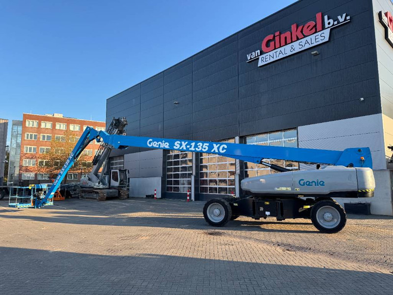 Genie SX 135 XC - Teleskooppoom: pilt 1 Genie SX 135 XC - Teleskooppoom: pilt 1