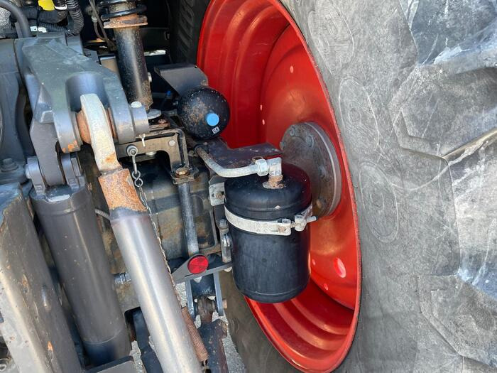 Claas Arion 650 - Traktor: pilt 4 Claas Arion 650 - Traktor: pilt 4