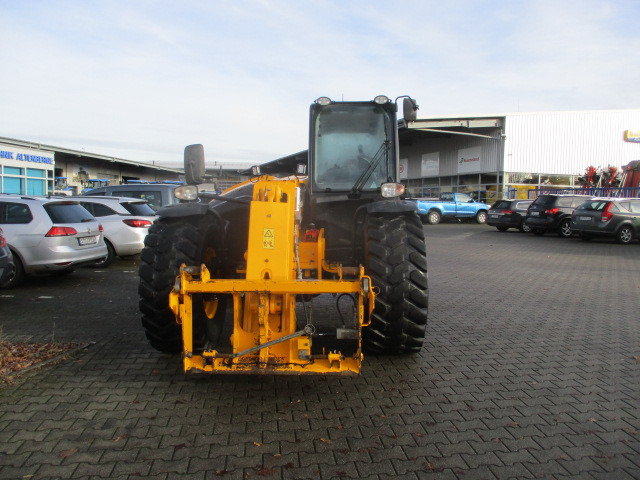 JCB 541-70 AgriPlus - Teleskooplaadur: pilt 1 JCB 541-70 AgriPlus - Teleskooplaadur: pilt 1