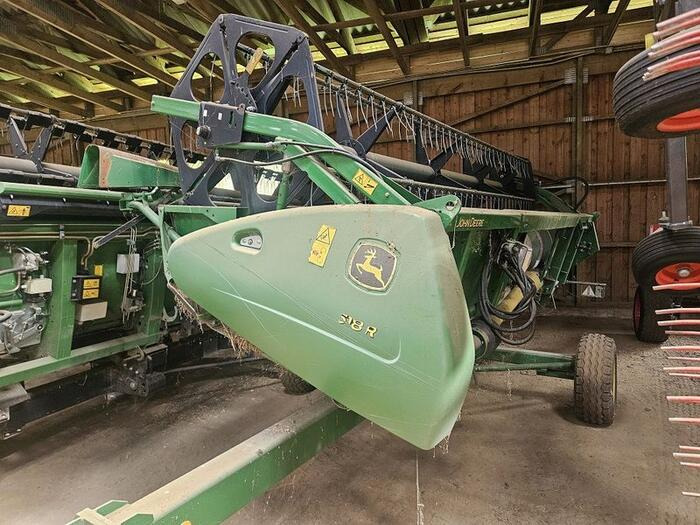 John Deere 618R - Kombaini päis: pilt 2 John Deere 618R - Kombaini päis: pilt 2