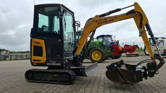New Holland E22D ähnlich wie Eurocomach mit Löffelpaket - Miniekskavaator: pilt 3 New Holland E22D ähnlich wie Eurocomach mit Löffelpaket - Miniekskavaator: pilt 3
