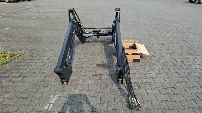 Stoll ClassicLine CL755 + Solid 35-18 P "2 Lader / 2 Loader" - Esilaadur traktorile: pilt 3 Stoll ClassicLine CL755 + Solid 35-18 P "2 Lader / 2 Loader" - Esilaadur traktorile: pilt 3
