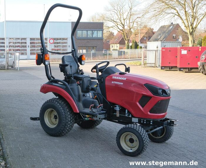 Yanmar SA221 - Traktor: pilt 3 Yanmar SA221 - Traktor: pilt 3