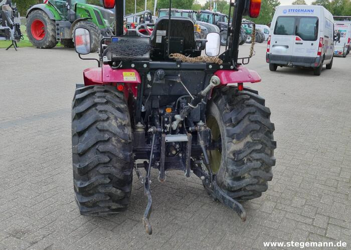 Yanmar YT235 R - Traktor: pilt 4 Yanmar YT235 R - Traktor: pilt 4