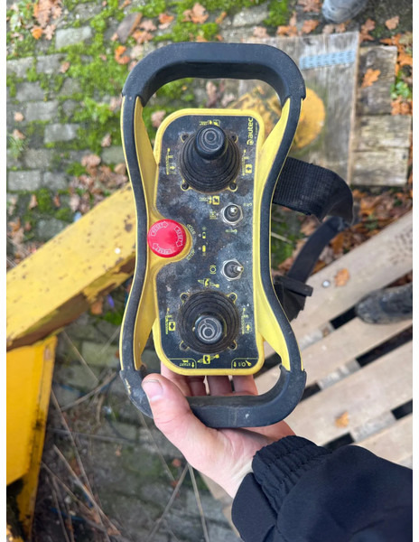 Potain AF 519 Torenkraan Bouwkraan Kraan Verzetbaar Radiografisch - Ehitusmasinad: pilt 3 Potain AF 519 Torenkraan Bouwkraan Kraan Verzetbaar Radiografisch - Ehitusmasinad: pilt 3