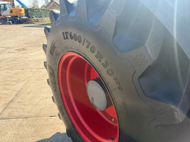Fendt Vario 828 Profi plus 50 KM Vario 828 Profi plus 50 KM - Traktor: pilt 5 Fendt Vario 828 Profi plus 50 KM Vario 828 Profi plus 50 KM - Traktor: pilt 5