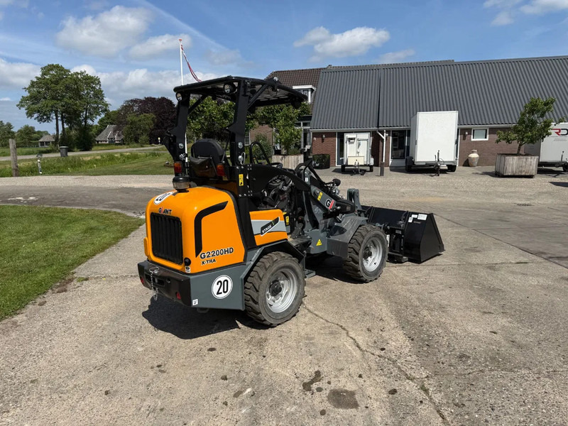 Giant Giant 2200 X-tra HD NIEUWE SHOVEL Mini shovel - Kompaktroomiklaadur: pilt 3 Giant Giant 2200 X-tra HD NIEUWE SHOVEL Mini shovel - Kompaktroomiklaadur: pilt 3