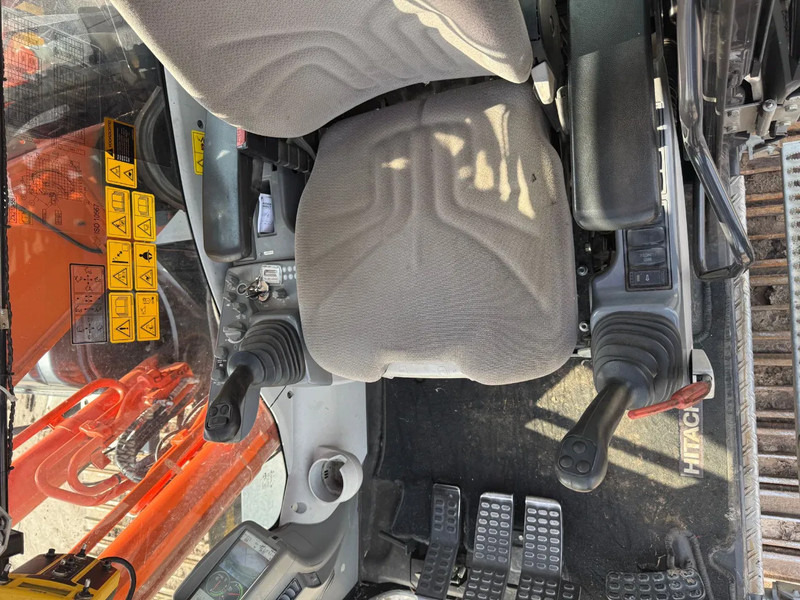 Hitachi Zaxis ZX 210- LC 5B Rupskraan - Lintekskavaator: pilt 4 Hitachi Zaxis ZX 210- LC 5B Rupskraan - Lintekskavaator: pilt 4