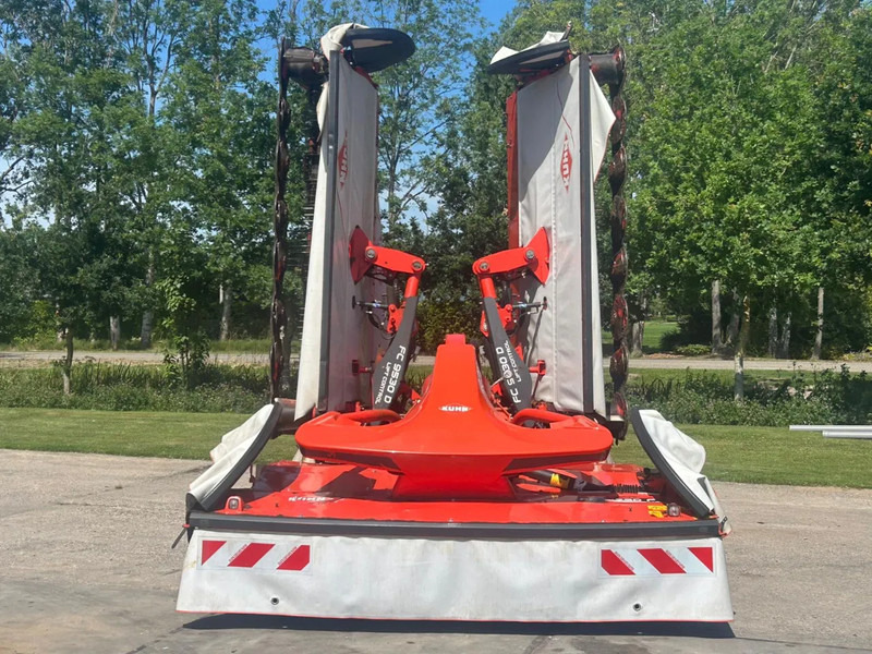Kuhn FC 9530 D-FF Kuhn FC3125DF-FF triple maaier combi vlindermaaier - Niiduk: pilt 2 Kuhn FC 9530 D-FF Kuhn FC3125DF-FF triple maaier combi vlindermaaier - Niiduk: pilt 2