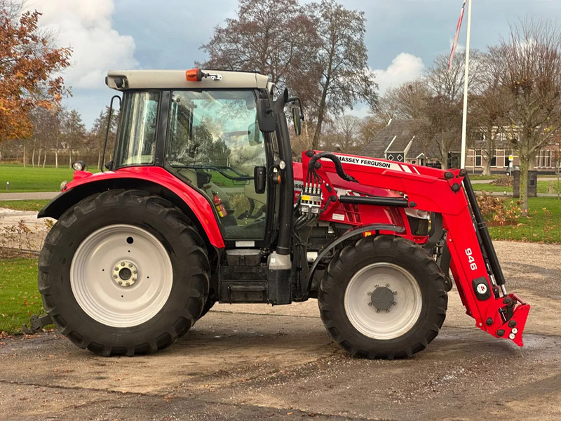 Massey Ferguson MF 5710 SL MF 5710 SL + Voorlader ex staatsbos beheer - Traktor: pilt 5 Massey Ferguson MF 5710 SL MF 5710 SL + Voorlader ex staatsbos beheer - Traktor: pilt 5