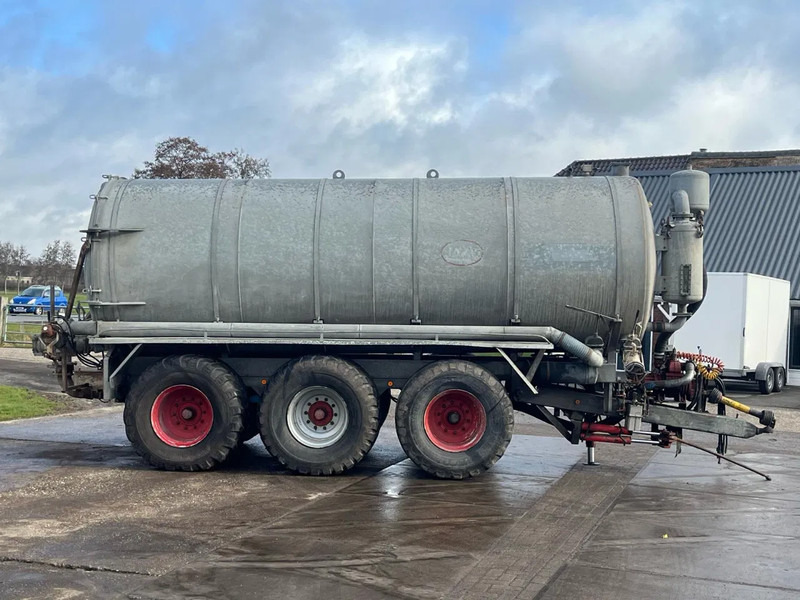 Jako 22 m3 transporttank Giertank Mesttank transport - Põllutööseade: pilt 1 Jako 22 m3 transporttank Giertank Mesttank transport - Põllutööseade: pilt 1