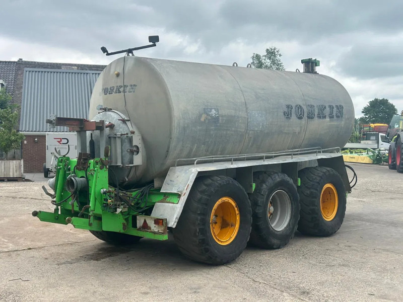 Joskin 3 Asser Joskin EuroLiner 2000 TRS giertank - Põllutööseade: pilt 2 Joskin 3 Asser Joskin EuroLiner 2000 TRS giertank - Põllutööseade: pilt 2