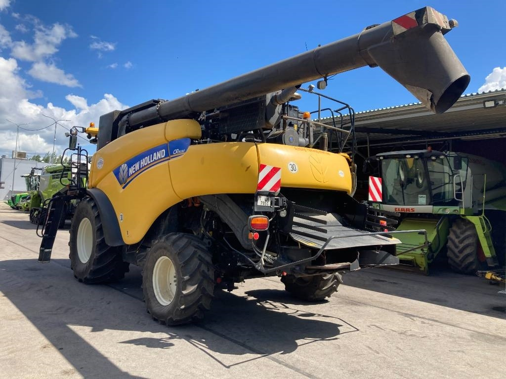 New Holland CR 9090 - Kombain: pilt 5 New Holland CR 9090 - Kombain: pilt 5