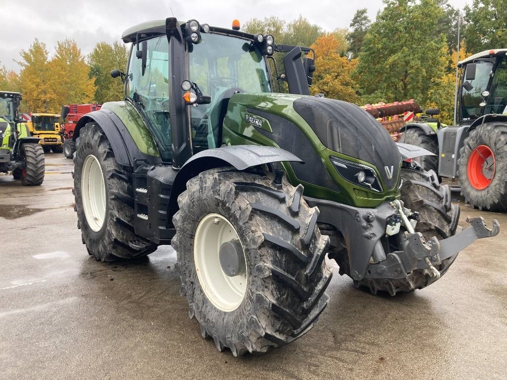 Valtra T 234 - Traktor: pilt 2 Valtra T 234 - Traktor: pilt 2