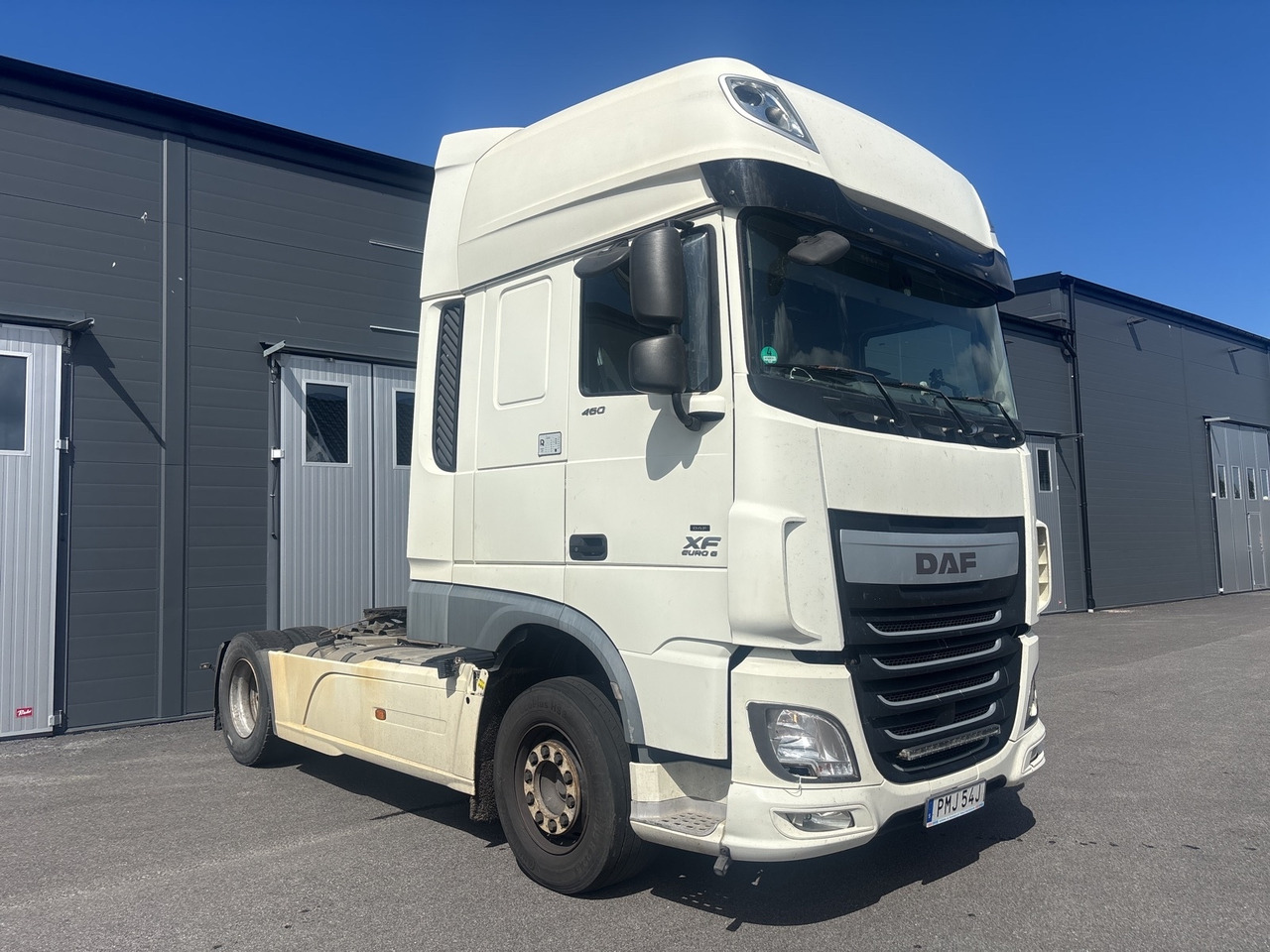 Dragbil DAF XF 460 FT 4x2 -2016 - Sadulveok: pilt 1 Dragbil DAF XF 460 FT 4x2 -2016 - Sadulveok: pilt 1