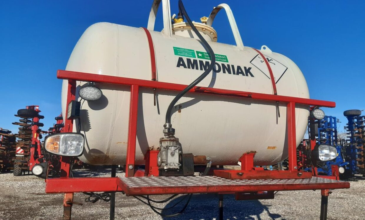 Agrodan Ammoniaktank 1200 kg - Väetamisseadmed, Säilitusmahuti: pilt 1 Agrodan Ammoniaktank 1200 kg - Väetamisseadmed, Säilitusmahuti: pilt 1