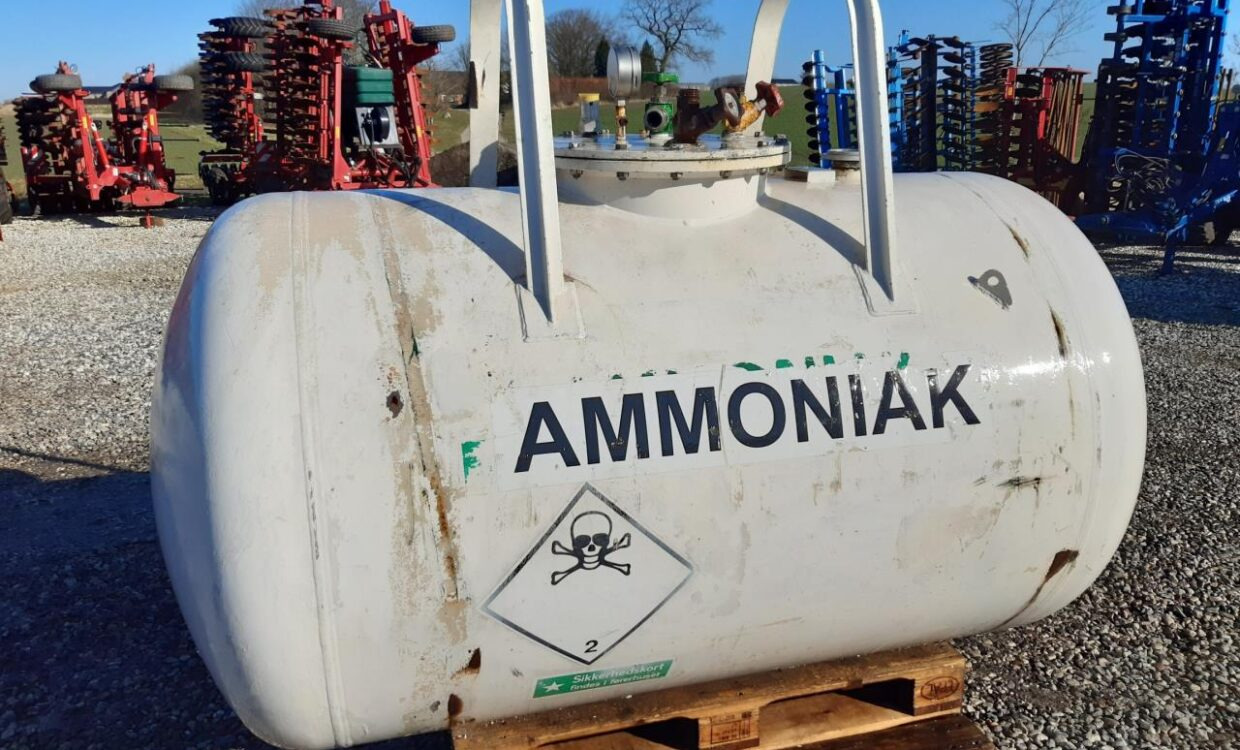 Agrodan Ammoniaktank 1200 kg - Väetamisseadmed, Säilitusmahuti: pilt 2 Agrodan Ammoniaktank 1200 kg - Väetamisseadmed, Säilitusmahuti: pilt 2