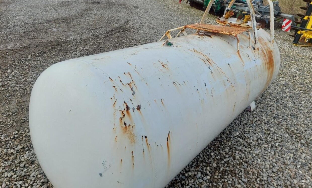 Agrodan Ammoniaktank 2000 kg - Tsistern: pilt 2 Agrodan Ammoniaktank 2000 kg - Tsistern: pilt 2