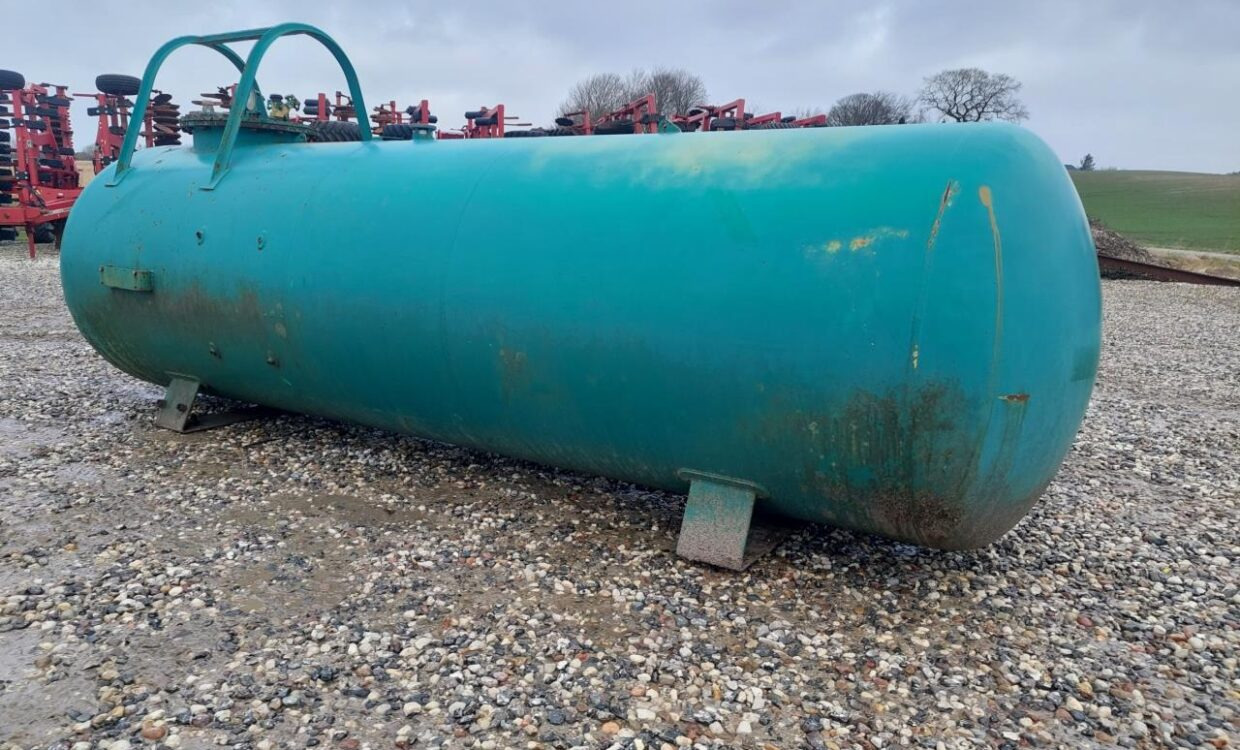 Agrodan Ammoniaktank 2500 kg - Väetamisseadmed, Säilitusmahuti: pilt 3 Agrodan Ammoniaktank 2500 kg - Väetamisseadmed, Säilitusmahuti: pilt 3