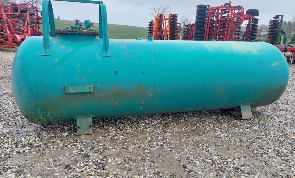 Agrodan Ammoniaktank 2500 kg - Väetamisseadmed, Säilitusmahuti: pilt 1 Agrodan Ammoniaktank 2500 kg - Väetamisseadmed, Säilitusmahuti: pilt 1