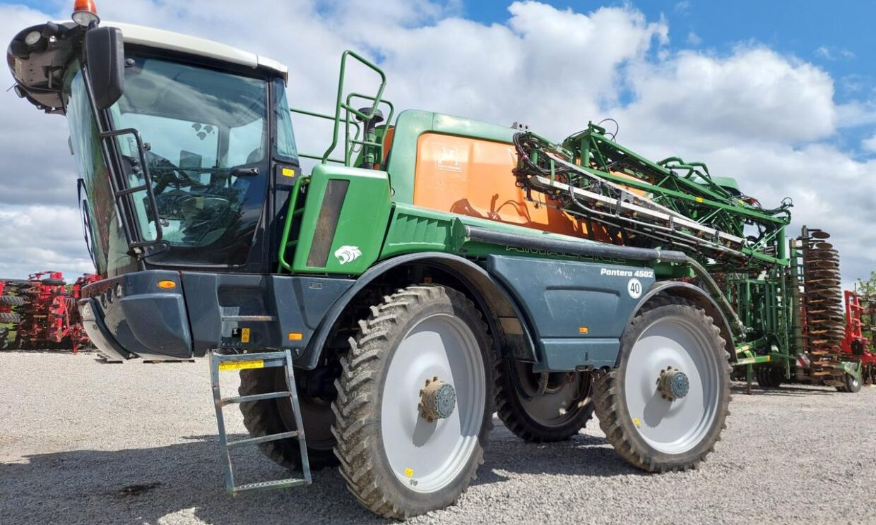 Amazone Pantera 4502 30-24m - Iseliikuv pihusti: pilt 1 Amazone Pantera 4502 30-24m - Iseliikuv pihusti: pilt 1