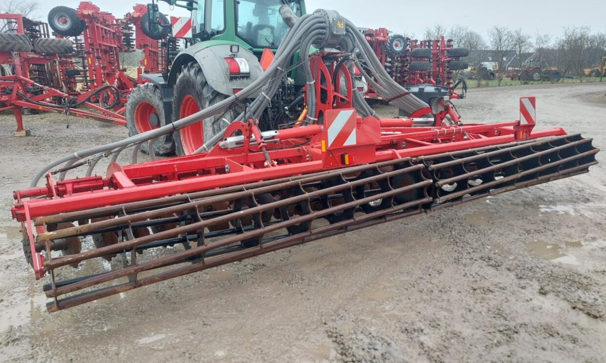 Horsch Joker 7 CT med Harsø-fordeler - Segupihusti: pilt 3 Horsch Joker 7 CT med Harsø-fordeler - Segupihusti: pilt 3
