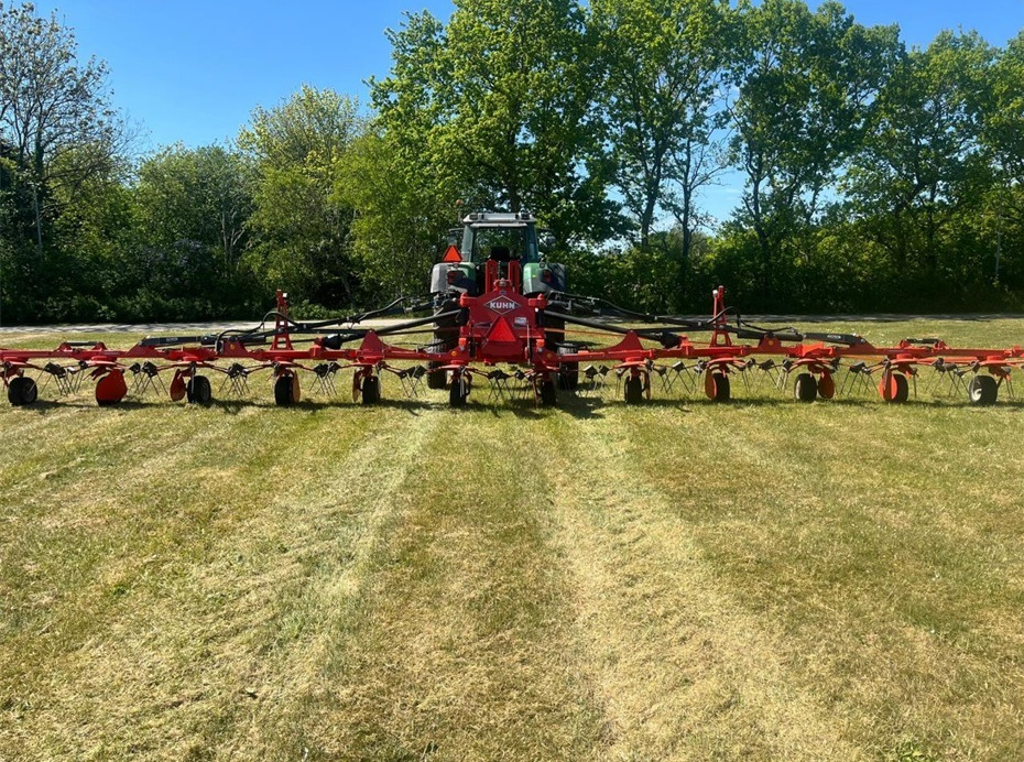 Kuhn 13M SPREDER - Kaarutaja/ Reha: pilt 1 Kuhn 13M SPREDER - Kaarutaja/ Reha: pilt 1
