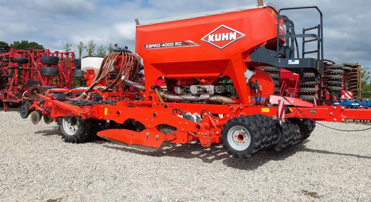 Kuhn ESPRO 4000 RC med frø-udstyr - Külvimasin: pilt 1 Kuhn ESPRO 4000 RC med frø-udstyr - Külvimasin: pilt 1
