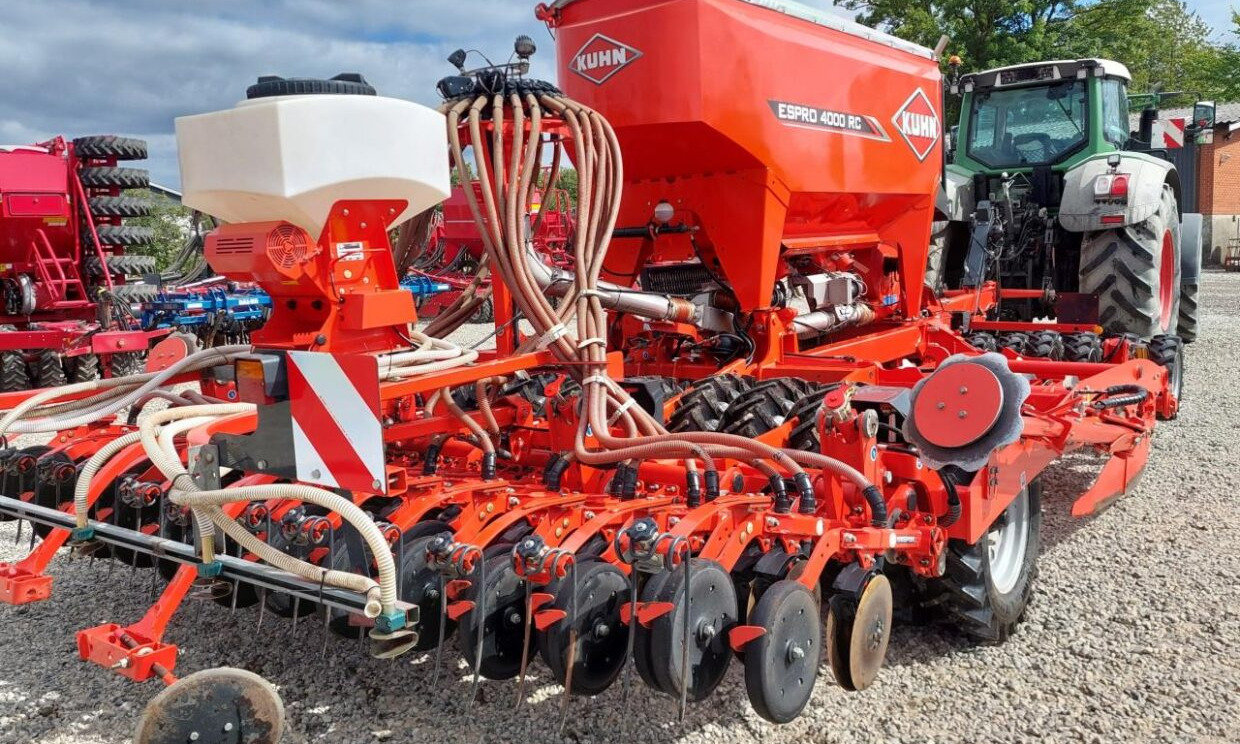 Kuhn ESPRO 4000 RC med frø-udstyr - Külvimasin: pilt 4 Kuhn ESPRO 4000 RC med frø-udstyr - Külvimasin: pilt 4
