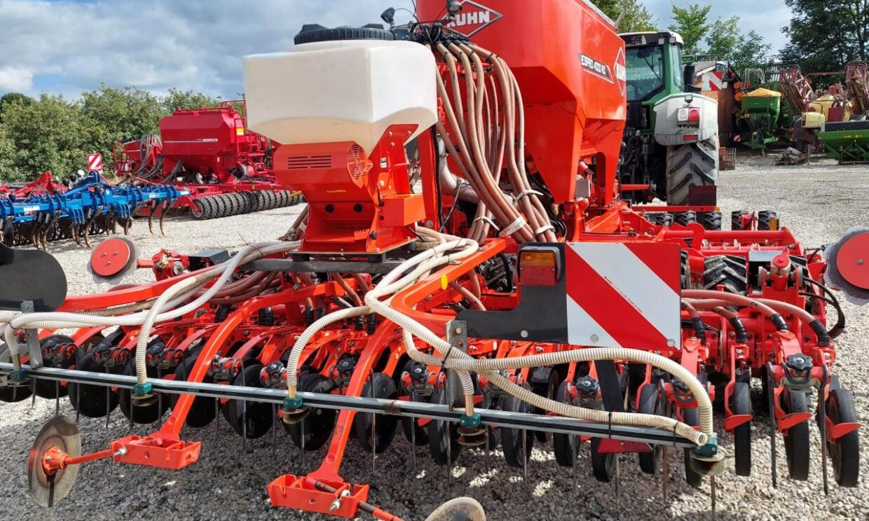 Kuhn ESPRO 4000 RC med frø-udstyr - Külvimasin: pilt 5 Kuhn ESPRO 4000 RC med frø-udstyr - Külvimasin: pilt 5