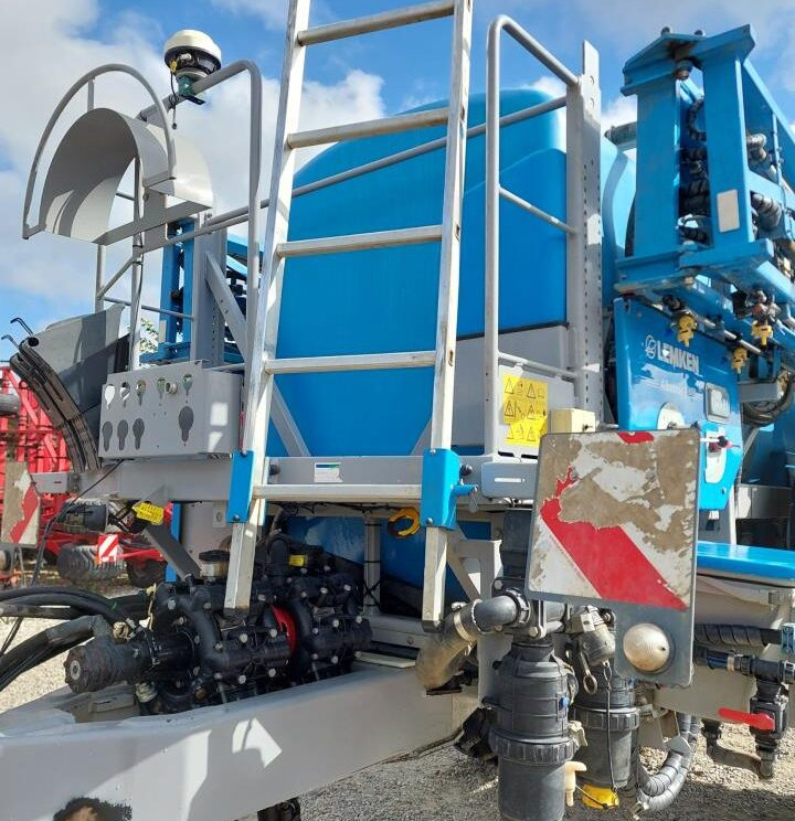 Lemken ALBATROS 9 6000 L med GPS - Järelveetav pritsija: pilt 5 Lemken ALBATROS 9 6000 L med GPS - Järelveetav pritsija: pilt 5