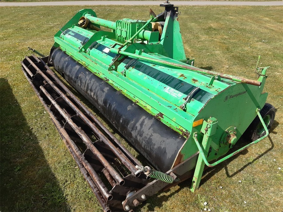 Rumptstad
RSF 2000 - Mullafrees: pilt 4 Rumptstad
RSF 2000 - Mullafrees: pilt 4