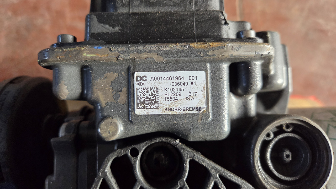 KNORR-BREMSE CONTROL UNIT EAPU K 102145 - Mootori juhtimisseade - Veoauto: pilt 4 KNORR-BREMSE CONTROL UNIT EAPU K 102145 - Mootori juhtimisseade - Veoauto: pilt 4