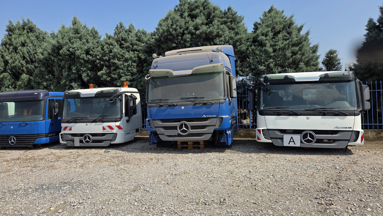 MERCEDES-BENZ ACTROS MP1-MP2-MP3 - Kabiin: pilt 2 MERCEDES-BENZ ACTROS MP1-MP2-MP3 - Kabiin: pilt 2