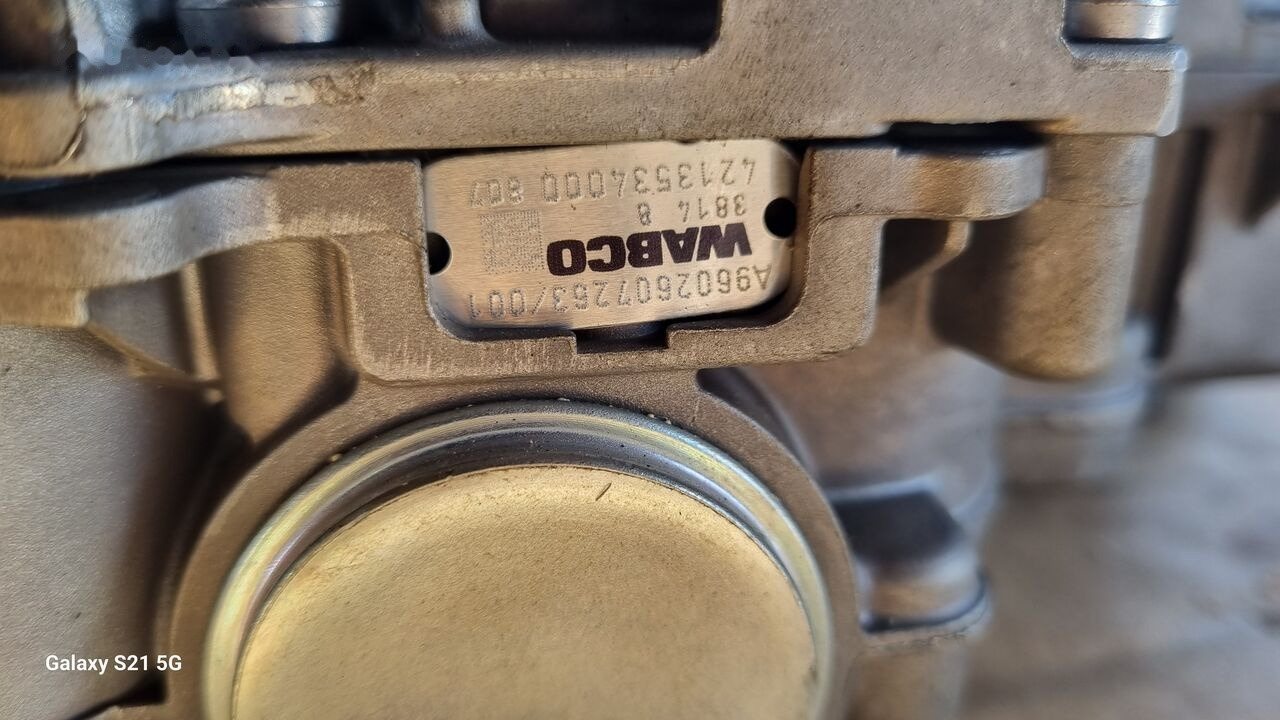 Mercedes-Benz ATEGO EURO 6 SHIFTING CYLINDER Mercedes-Benz ATEGO EURO 6 - Käigukang - Veoauto: pilt 5 Mercedes-Benz ATEGO EURO 6 SHIFTING CYLINDER Mercedes-Benz ATEGO EURO 6 - Käigukang - Veoauto: pilt 5